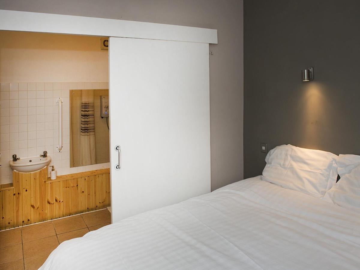 The Queens Head Horspath Room photo